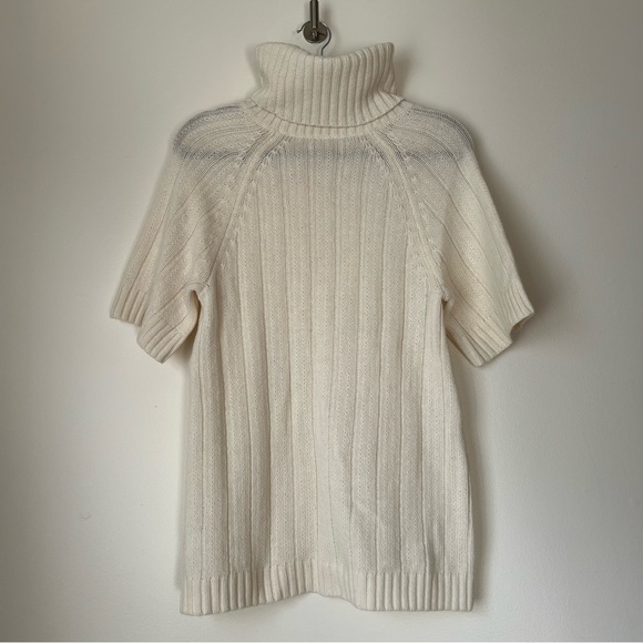 Uniqlo White Cream Cableknit Wool Blend Short Sleeve Turtleneck Sweater - Picture 2 of 9
